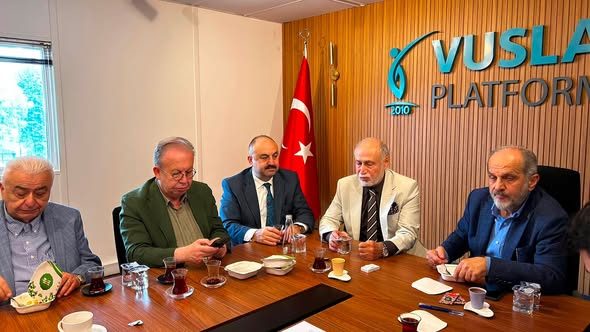 Vuslat Platformu’nda Önemli Zirve: Mehmet Özdil, Nuri Albayrak ve Cihat Yaycı ile Üretim ve İhracatı Görüştü