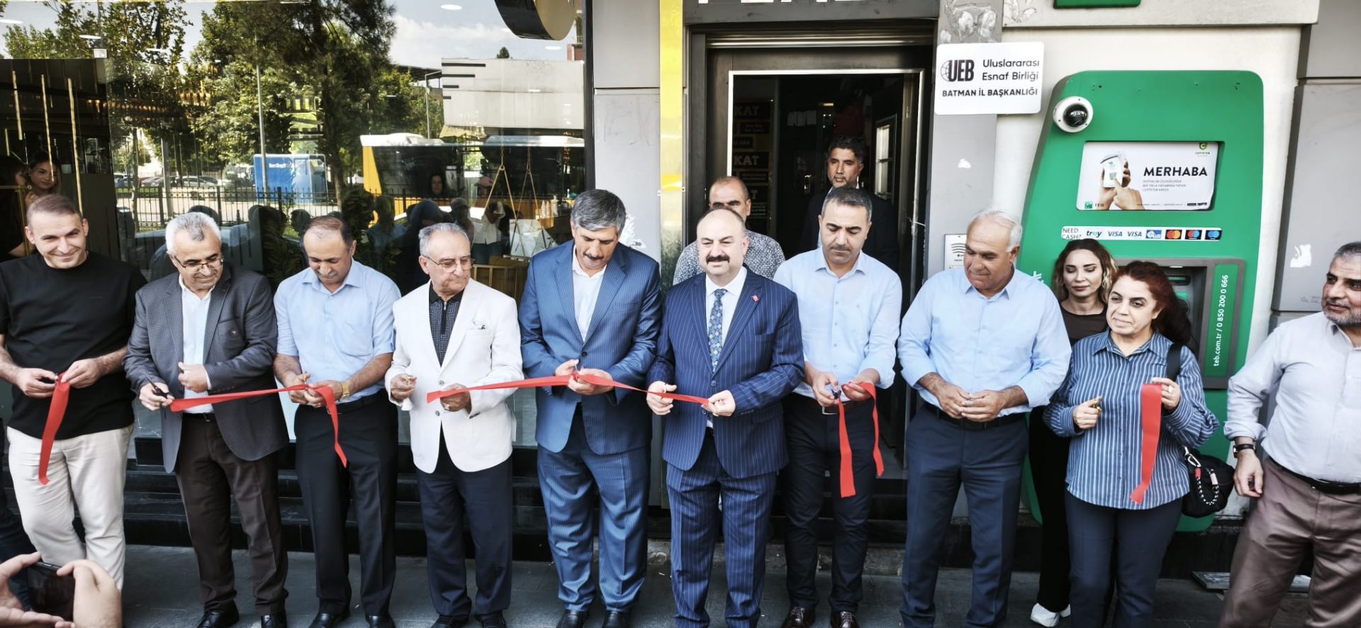 UEB BATMAN ŞUBESİ YOĞUN İLGİYLE AÇILDI: MEHMET ÖZDİL’DEN “ESNAFI DÜNYAYA AÇACAĞIZ” MESAJI