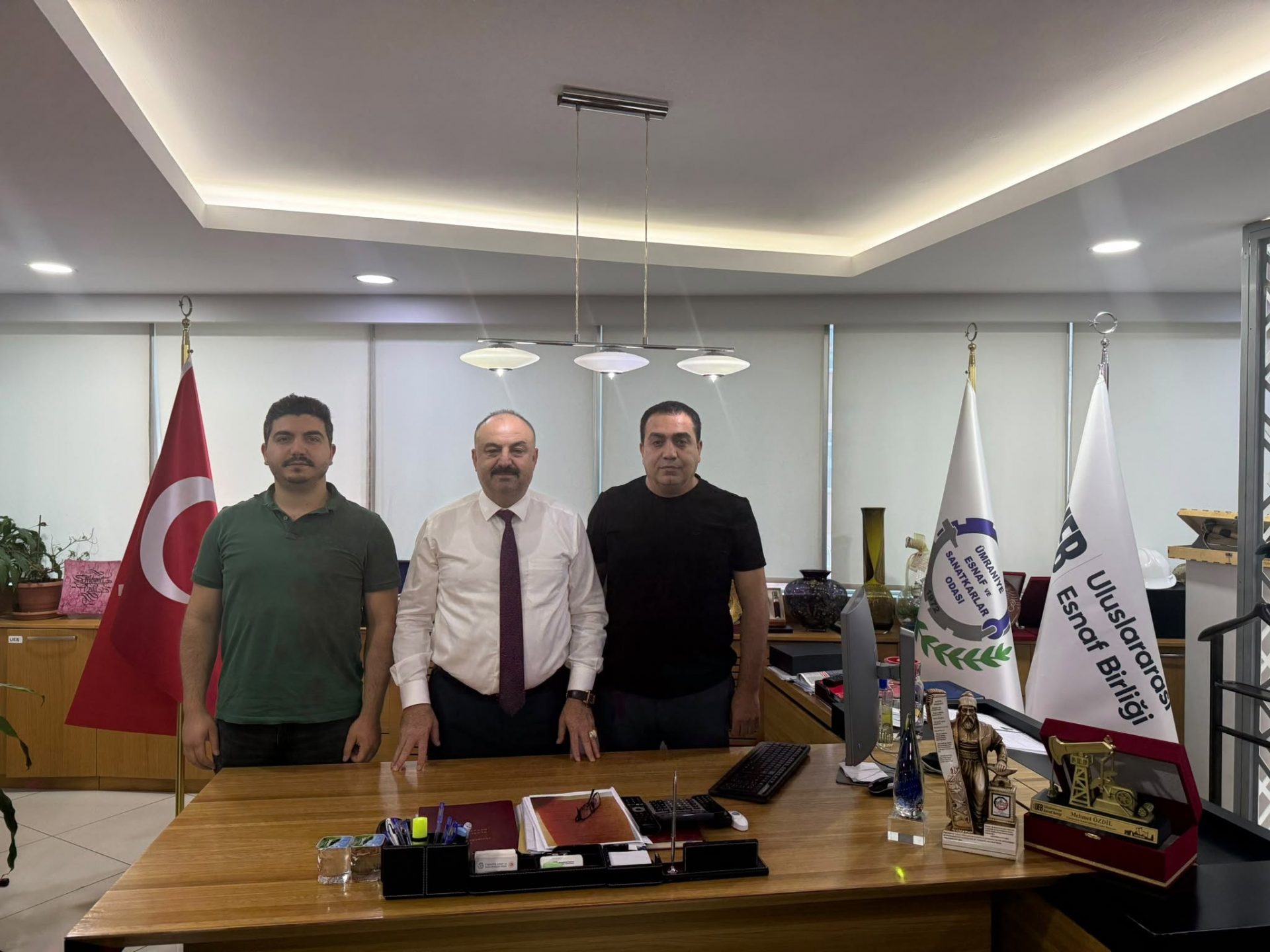 UEB SPOR KOMİSYONU BAŞKAN ADAYI SAMİ KAYA VE PROMOSYON KOMİSYONU BAŞKAN ADAYI HABİB BARUT'TAN ZİYARET