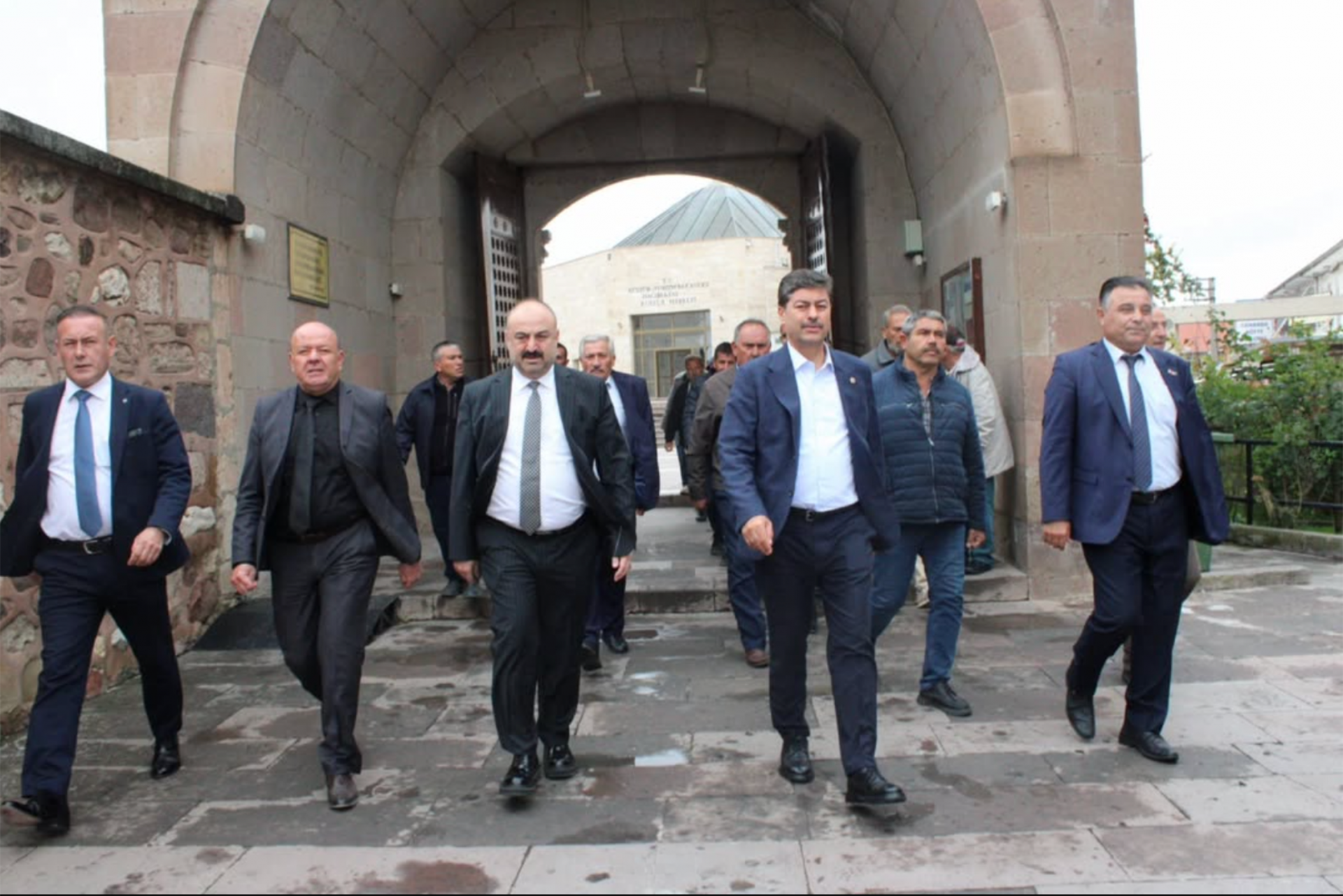 UEB KURUCU GENEL BAŞKANI MEHMET ÖZDİL'DEN NEVŞEHİR VE HACIBEKTAŞ'TA ESNAF ZİYARETLERİ